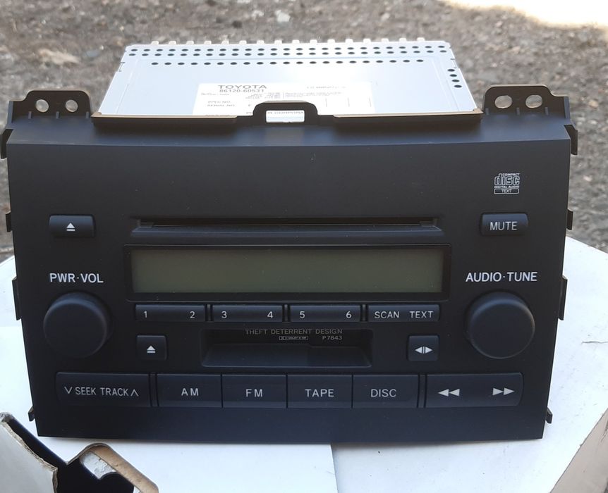 Продам нову штатну автомагнітолу Toyota Land Cruiser Prado 86120-6