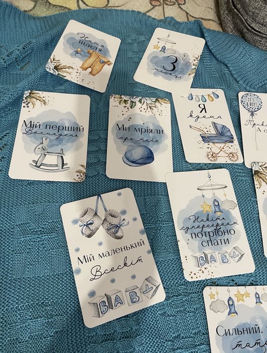 Набір фотокарток для фотосесії малюка