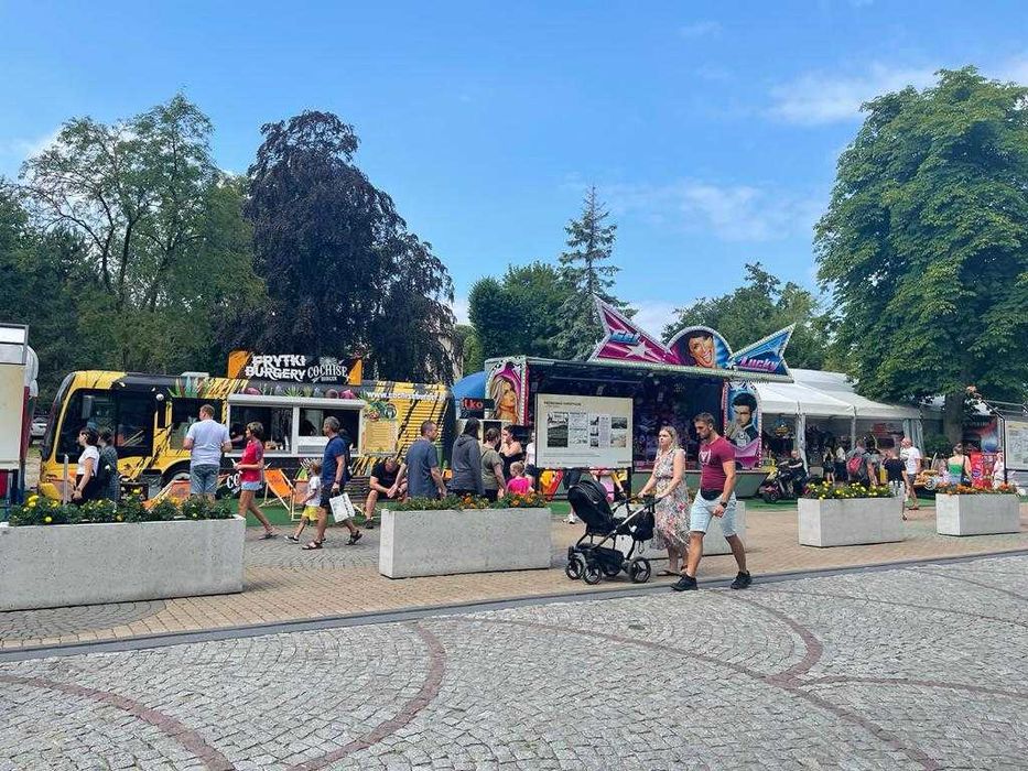 Miejsce pod dowolną działalność, Mielno-główne zejście nad morze,20m2.