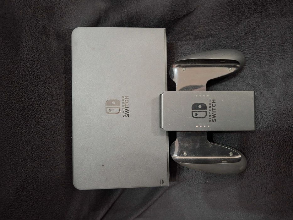 ZADBANA konsola Nintendo Switch OLED Komplet Etui