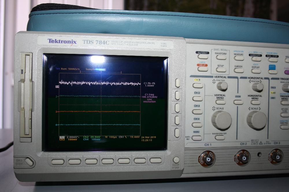 Osciloscopio TEKTRONIX Digital TDS784C64586468545667122