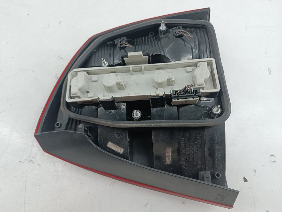 Farolim Stop Esquerdo - SKODA Octavia II (1Z3) | 04 - 13