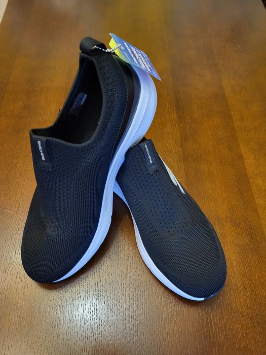 Skechers кросівки