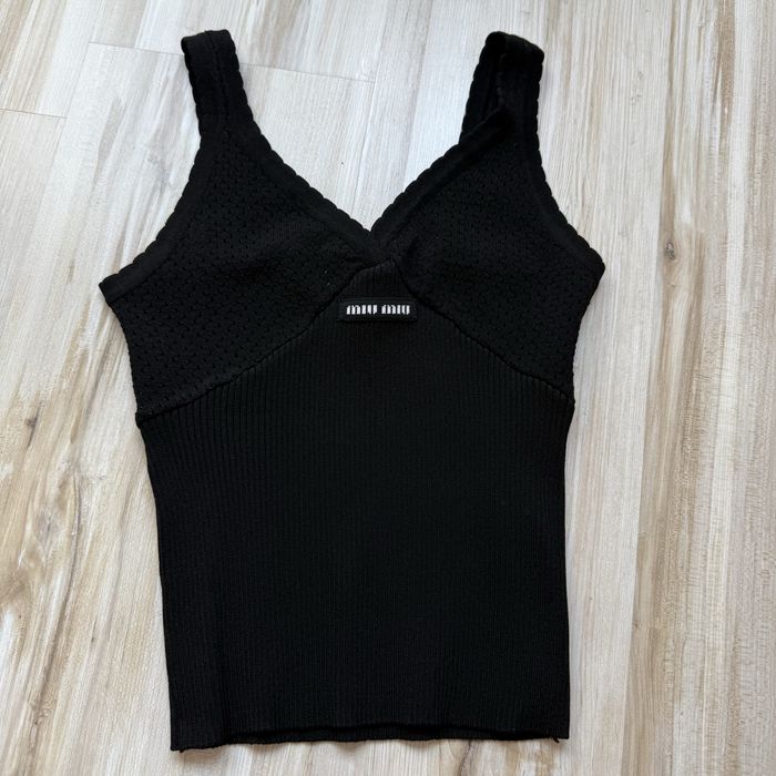 top koszulka damska miumiu