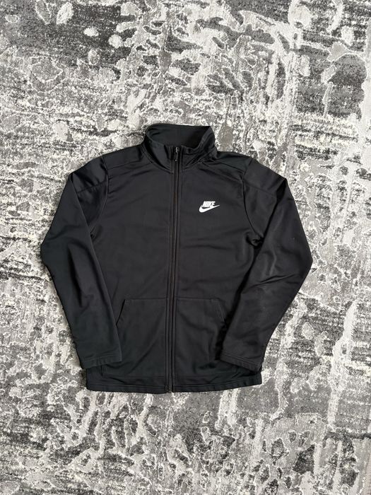 Зіпка Nike в хорошому стані