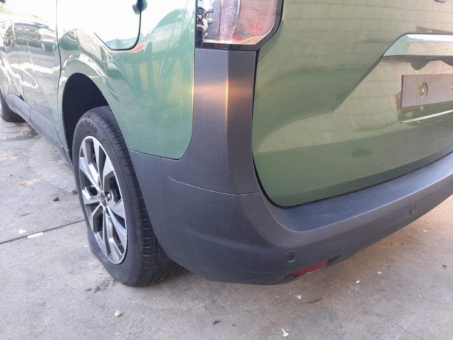 Pára-choques trás FORD Tourneo Courier Kombi II