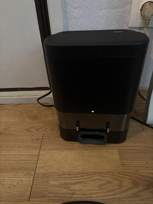 I robot 105 Romba seis meses de compra com garantia