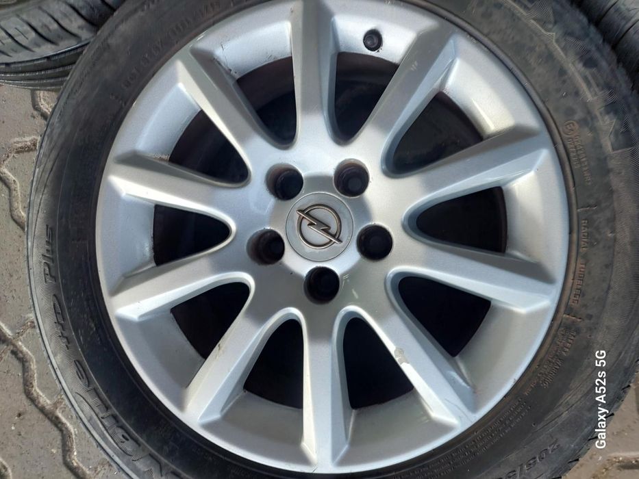 Jantes Opel  R16 Com Pneus 205/55 Furação 5X110