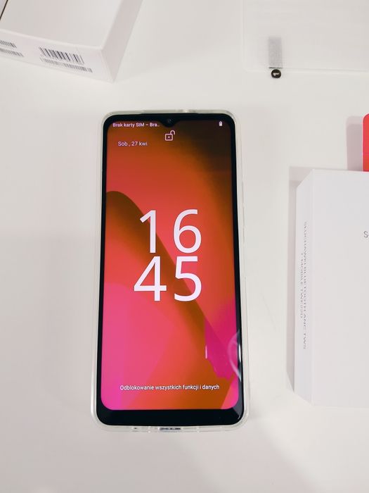 Smartfon T phone 2 NOWY + słuchawki