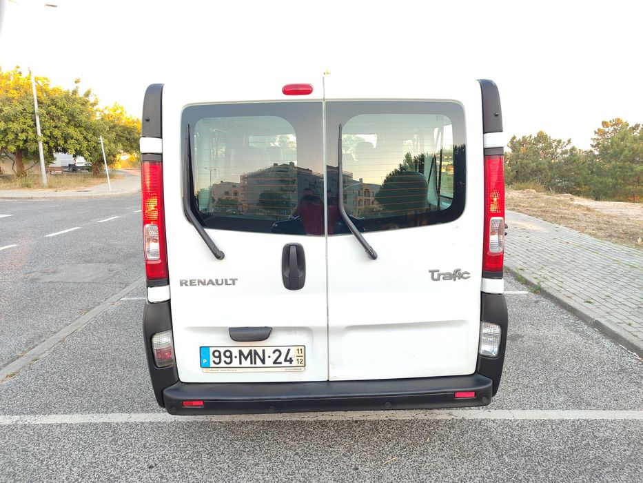 Renault Tráfic 2.0dci 9 Lugares
