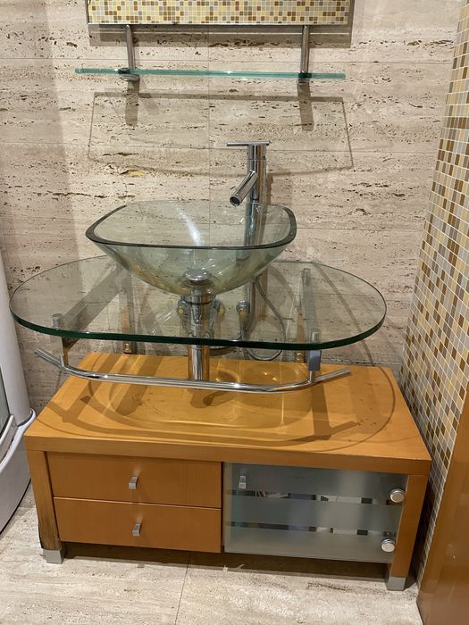 Lavatorio WC em vidro