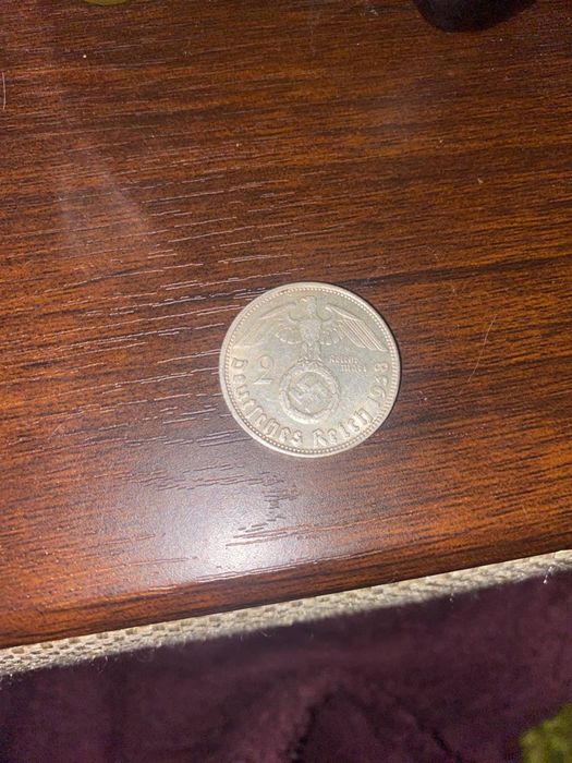 продам монету третьего  рейха