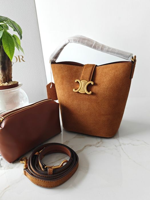 Nowa brązowa zamszowa torebka worek Celine z kosmetyczką