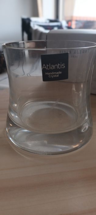 Copos de cristal marca Atlantis
