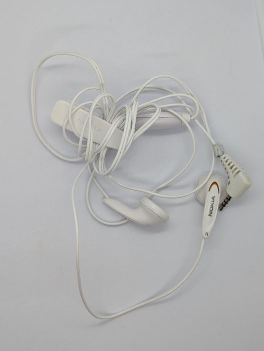 Słuchawki przewodowe Nokia z mikrofonem  MicroJack