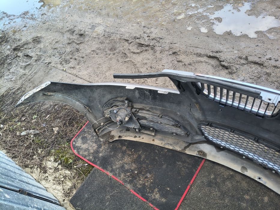 Zderzak przód BMW E90 E91 Do naprawy SPACEGRAU A52 Wysyłka