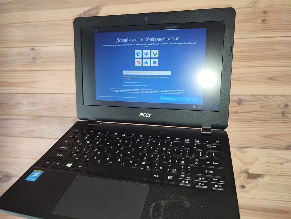 Acer es1-131  ноутбук 11,6" Pentium