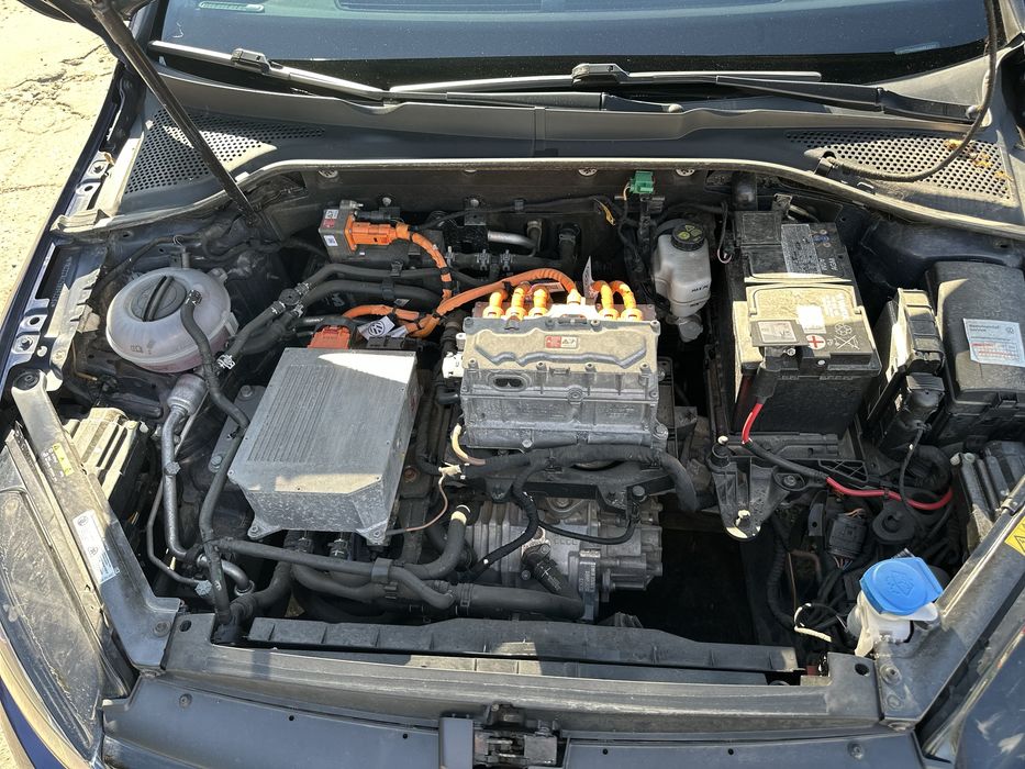 Продам e-golf 36кВт