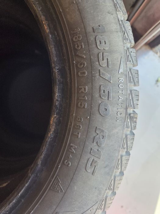 Opony zimowe 185/60 R15