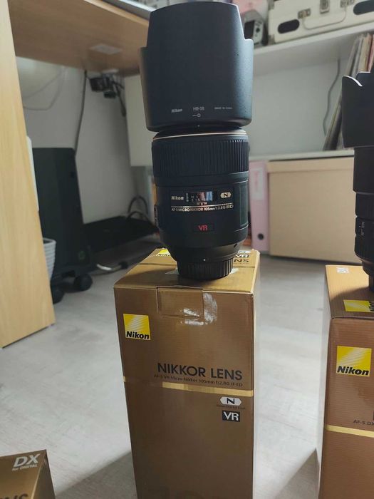 Nikon D5600 Kit completo ou vendido em separado