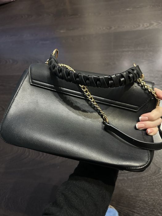 Продам сумку Love Moschino