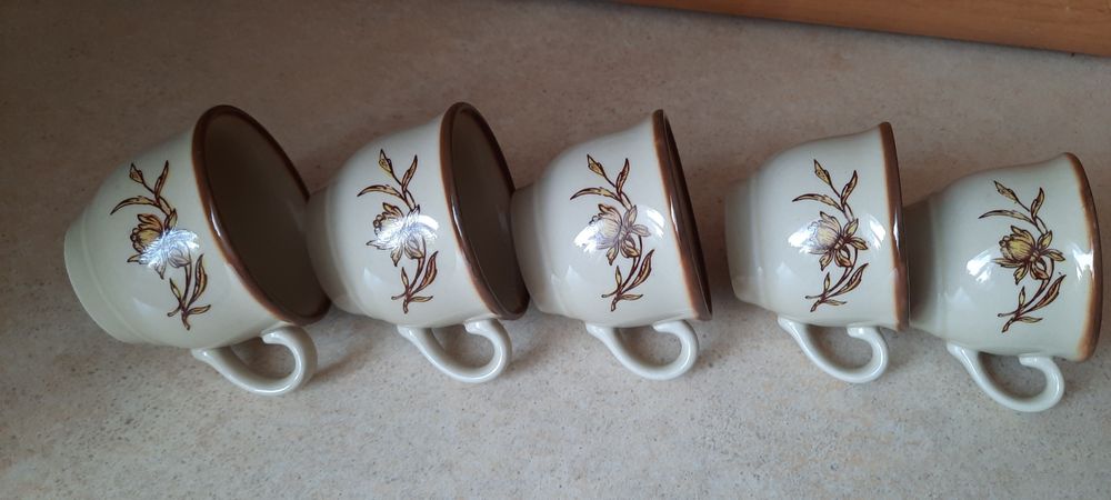 5 filiżanek Pruszków PRL