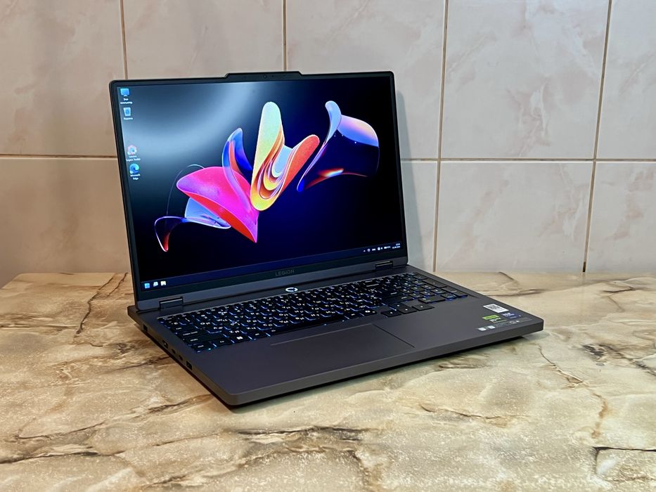 Ноутбук Lenovo Legion 5 16gb / 1TB / RTX 5060