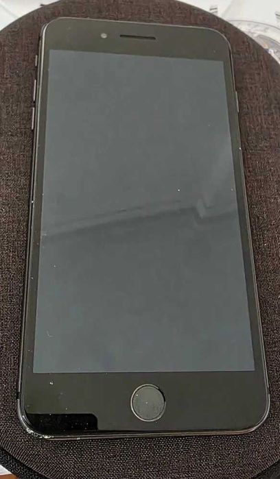 iPhone 8 Plus 64GB Preto