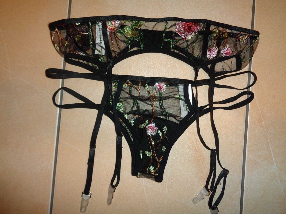 SHEIN nowy komplet haftowana koronka stringi + pas do pończoch M