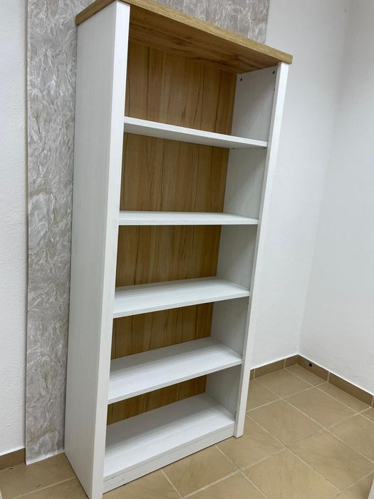 Vende-se estante NOVA SEM USO