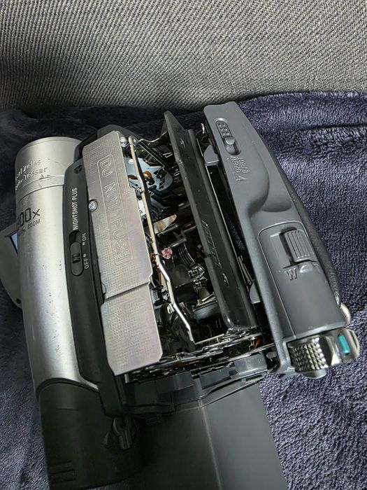 Kamera MiniDV Sony DCR-HC27E | Carl Zeiss | Retro Vibe