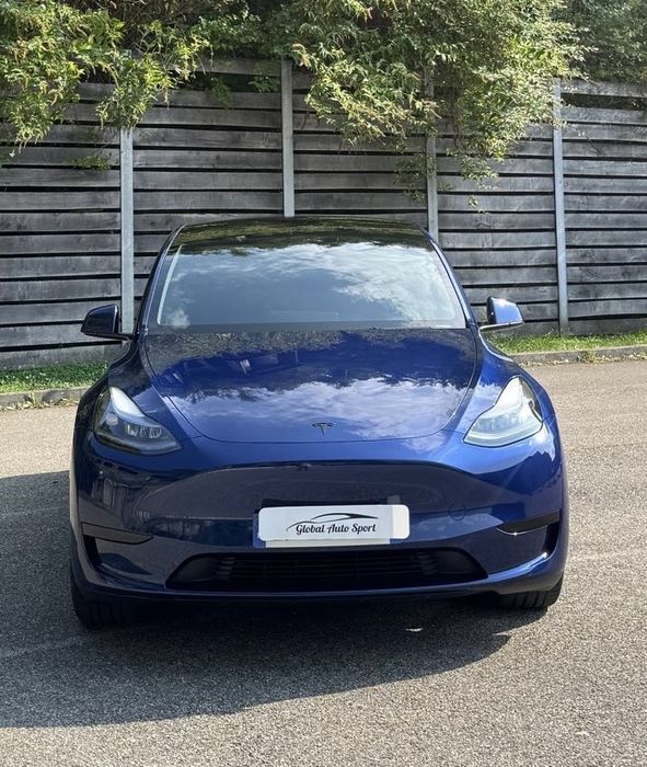 Tesla Model Y RWD
