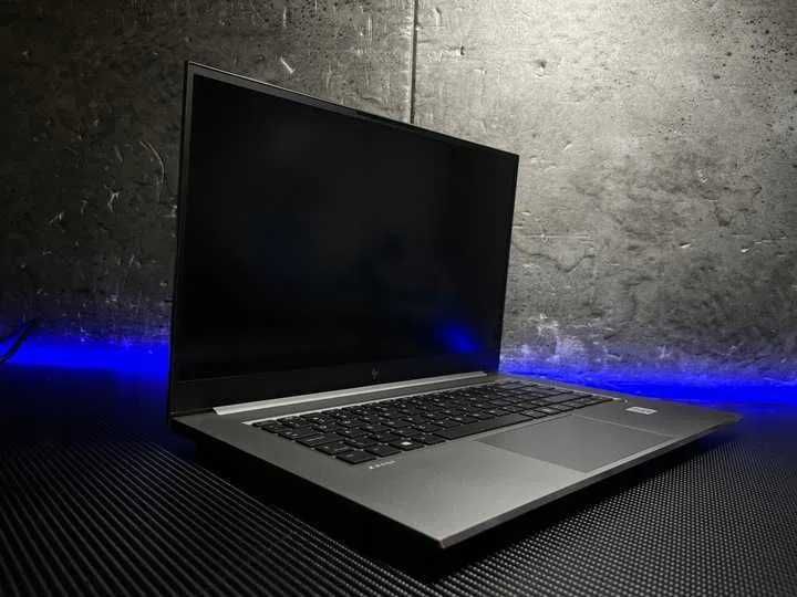 Laptop HP Zbook Studio G7 | Core i7-10850H 32GB 512GB SSD NVIDIA MAX-Q