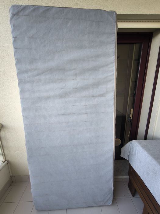 Colchão IKEA solteiro