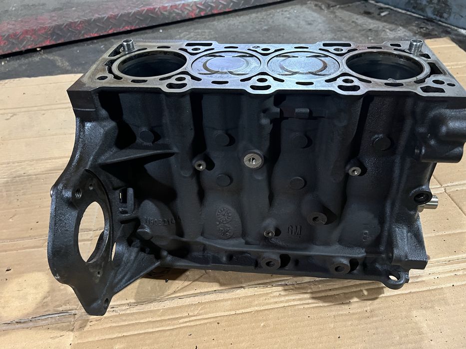 Блок опель A16XER в зборі