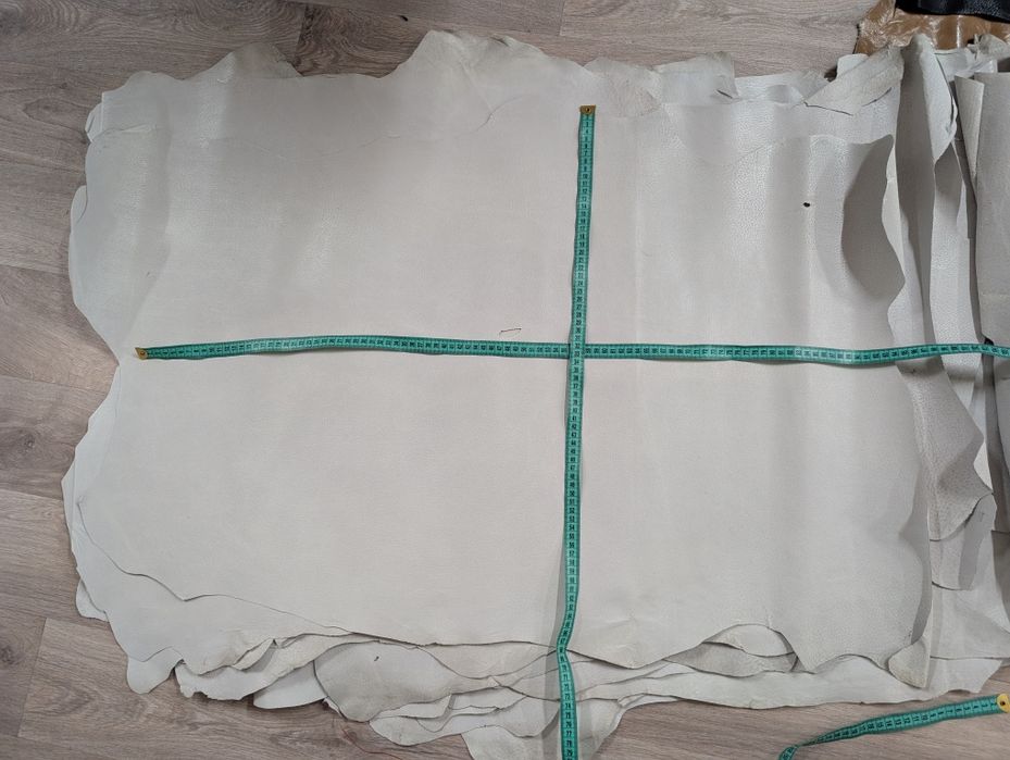 Białe płaty skóra naturalna