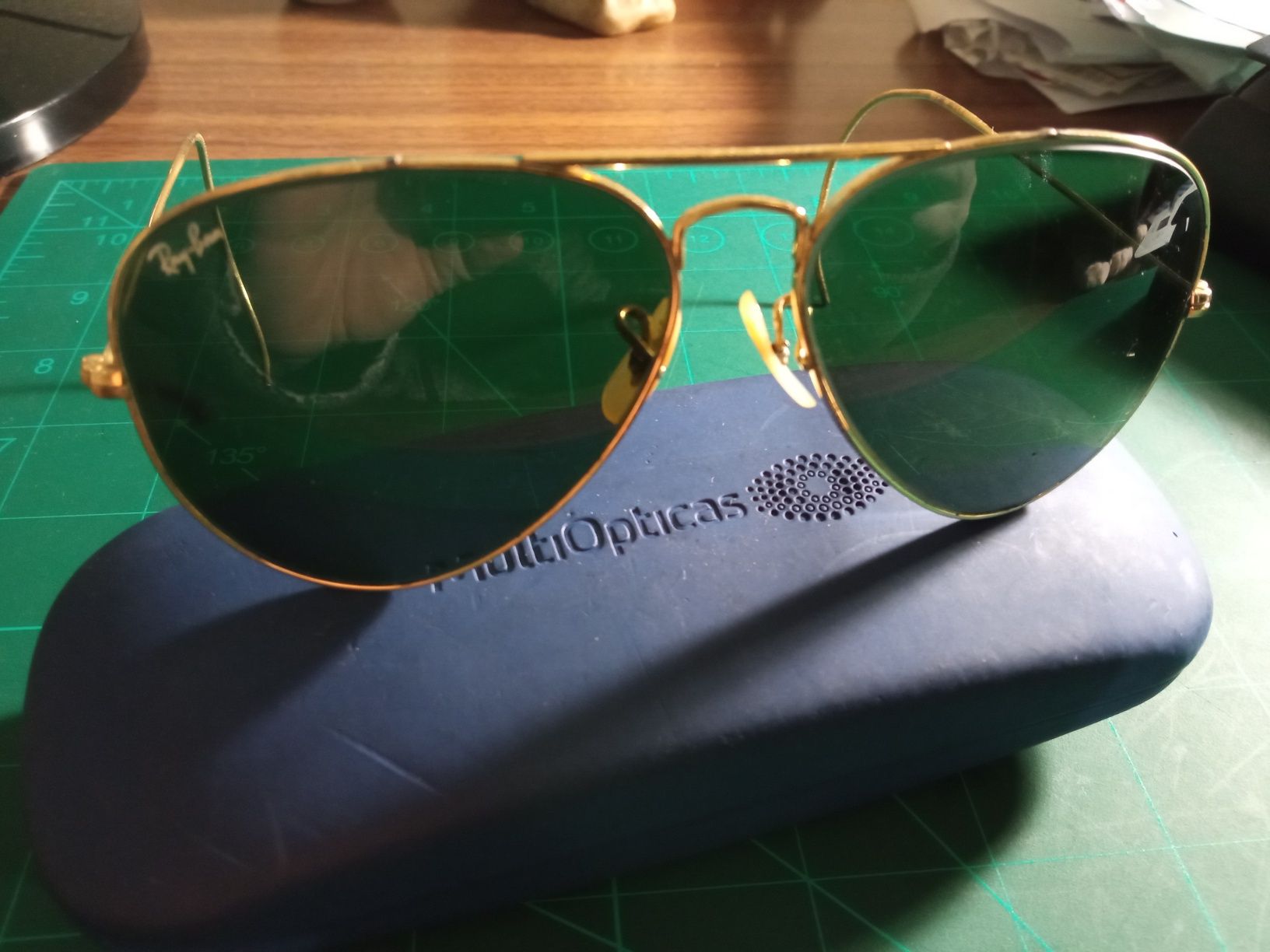 Óculos de sol Ray Ban antigos usados originais Mafamude E Vilar Do Paraíso  • OLX Portugal