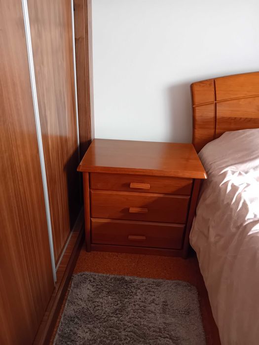 Mobília de quarto em cerejeira