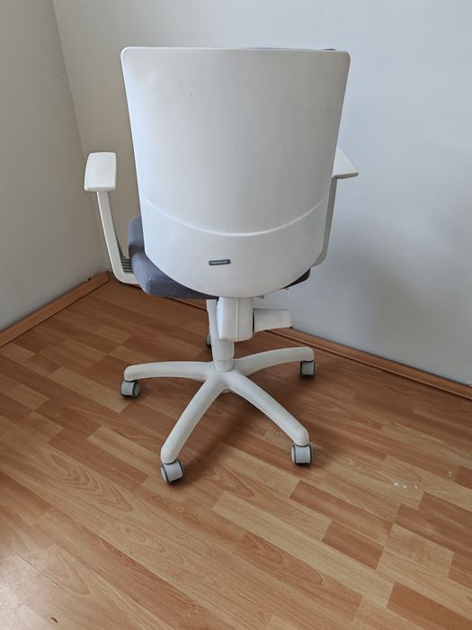 Krzesło do biurka obrotowe Meblik