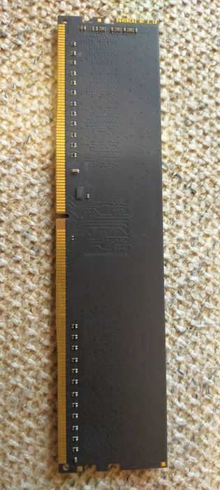 Оперативная память 8GB DDDR4 2666
CL 19-19-19-43 1.2V