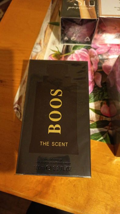 Perfumy nowe zapakowane