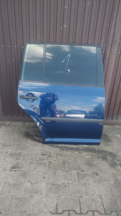 ) Touran 1 lift drzwi prawe tylne kompletne LD5Q