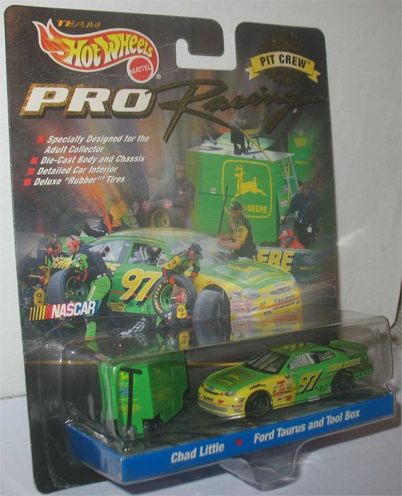 Hot Wheels - Ford Taurus Nascar "John Deere" - Chad Little (1998)