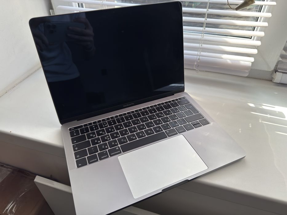 Apple MacBook Pro 2017 13” (A1708) 256/8