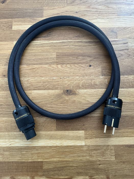 Kabel zasilajaci Audio Melodika 3x4 dł. 1.5m  na wtykach  schuko audiocrast.