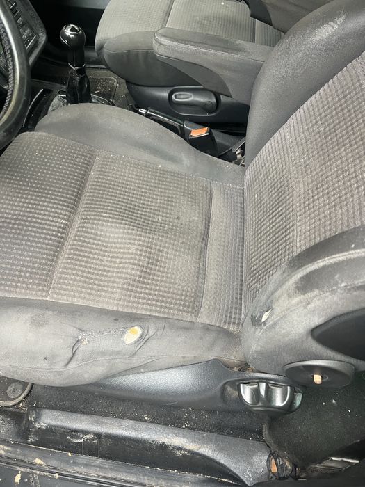 Carinha de 7 lugares