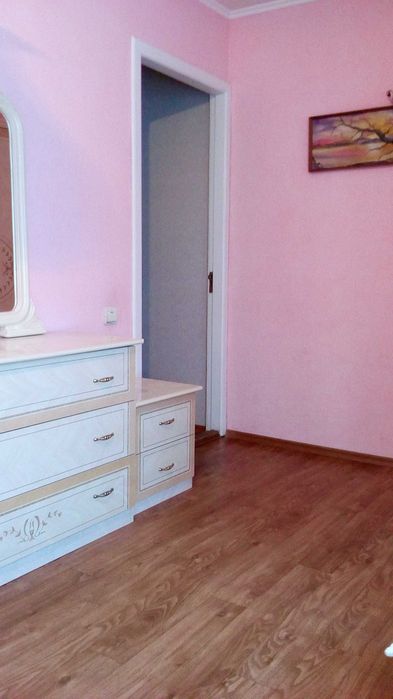 2кімнатні апартаменти з видом на Мак Дональдз. 3 окремі ліжка