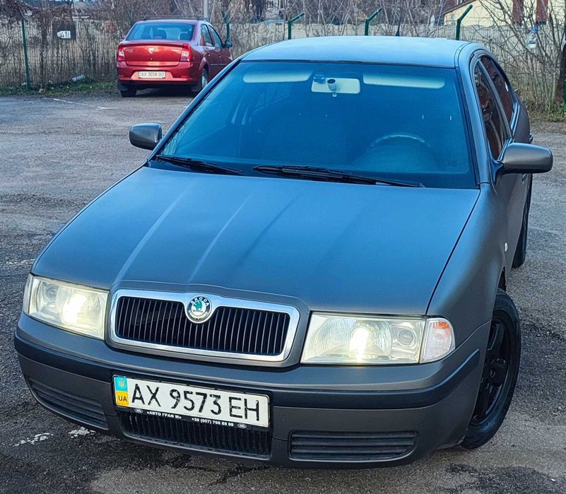 Шкода Октавия 1.8 т