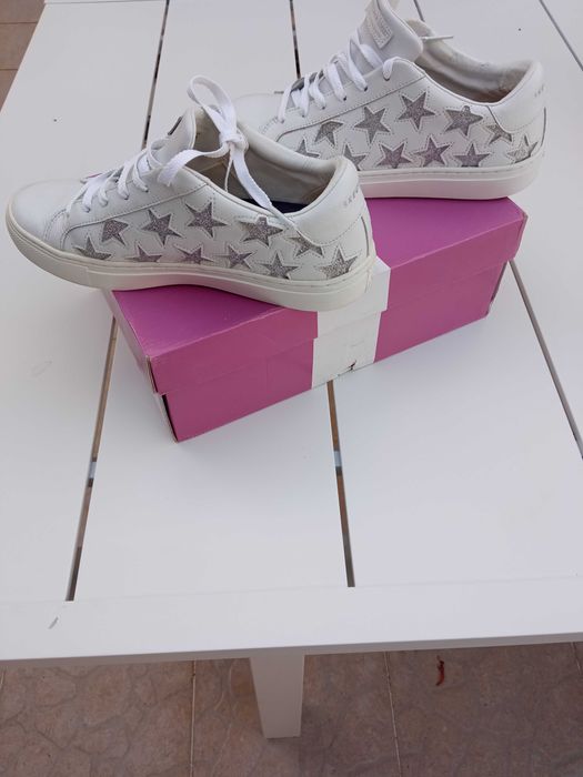 Tênis de mulher da skechers