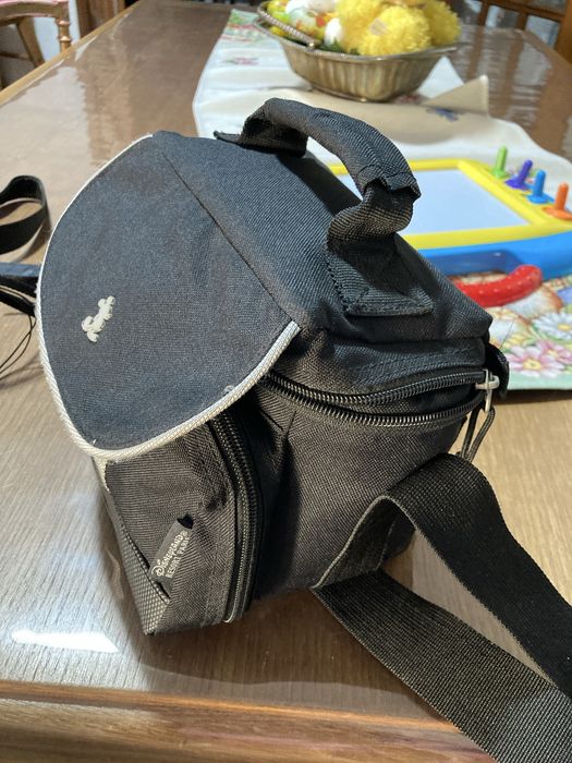 Maquina fotografica Fuji com tripe e bolsa